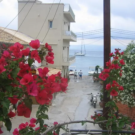 Evi's Maisonette * Longos (Paxos)